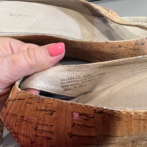 DONALD PLINER CORK SANDALS - Picture 2 of 6